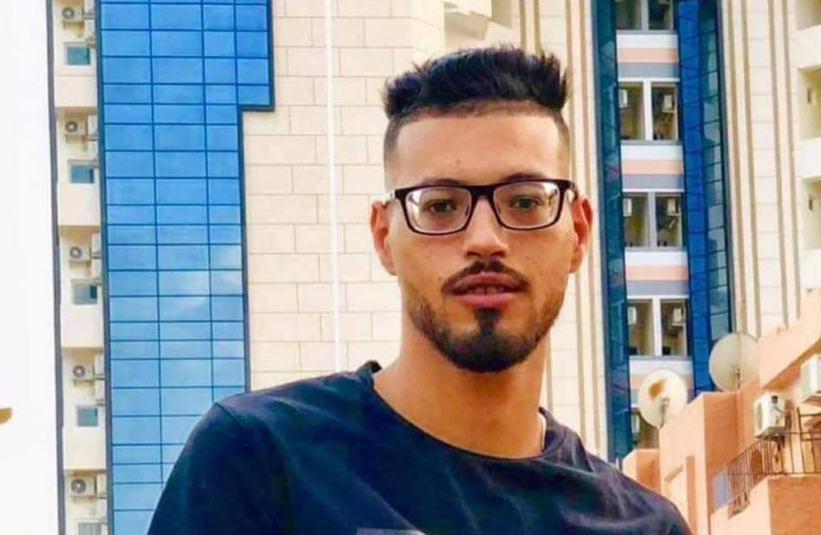 بشار: إخلاء سبيل الناشط ندير شهيد بعد تأجيل محاكمته
